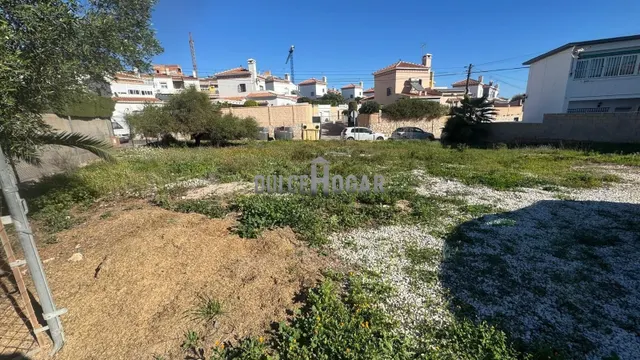 Construye la casa de tus sueños en el cantal!