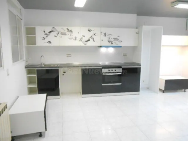 PISO SEMIREFORMADO EN VENTA - foto 2