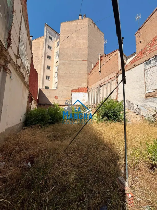 *450.000€* INMOBILIARIA LA MANCHA VENDE SOLAR EN LA ZONA CIR - foto 5