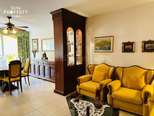 AMPLIO APARTAMENTO DE LUJO DE 4 DORMITORIOS CON VISTAS AL MA - foto 3