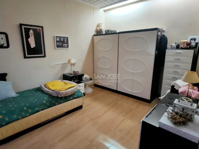 INMOBILIARIA SAN JOSE VENDE GRAN PISO EN AVENIDA DE CHAPÍ DE ELDA — 12