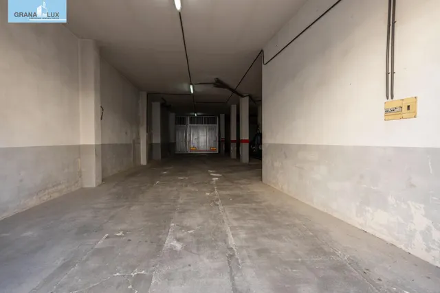 Amplio y luminoso piso de 3 dormitorios listo para entrar a vivir junto al metro de Albolote — 45