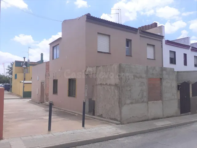 Venta de Casa Adosada en Aznalcázar - Sevilla - foto 2