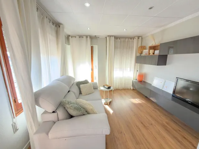 Piso en Cox — 24