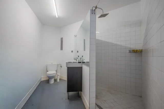 Piso  Ideal Para Reformar  Calle San Lorenzo — 21