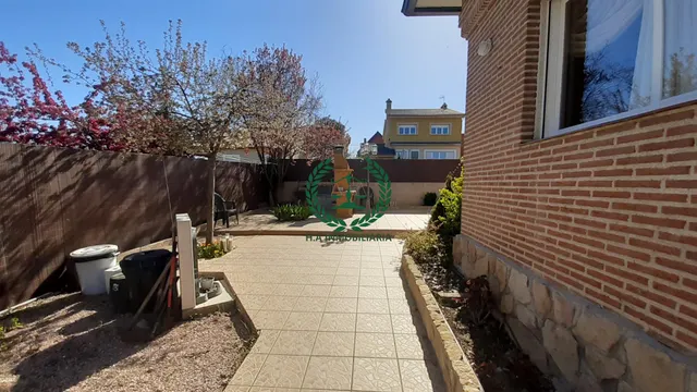 CHALET INDEPENDIENTE AMUEBLADO EN ALQUILER PEDREZUELA — 5