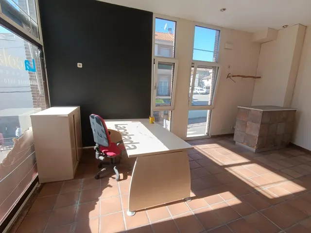 Local en venta en El Molar - foto 4