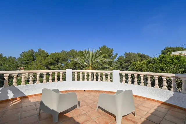 Villa Bosque. Villa de cinco dormitorios en venta en Jávea. — 12