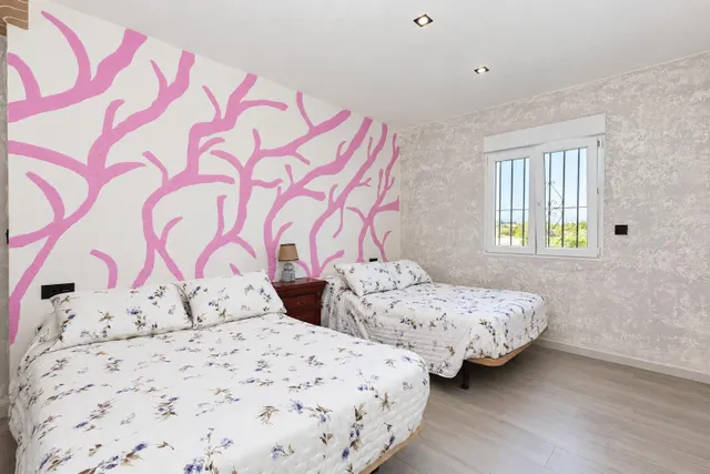 Casa reformada con piscina en parcela de 2.500 m2 (urbano y rústico) — 35