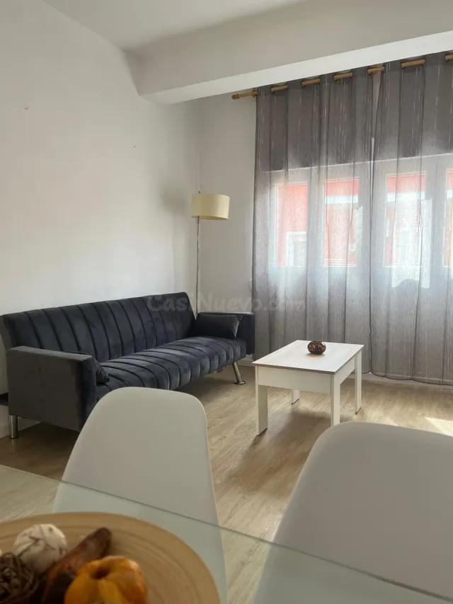 PISO PARA ENTRAR A VIVIR DE CUATRO DORMITORIOS PRÓXIMO A EST - foto 3