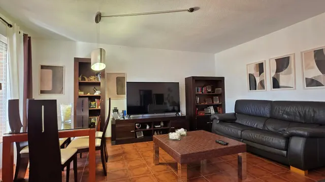 Cómodo chalet en venta en Eurovillas — 23