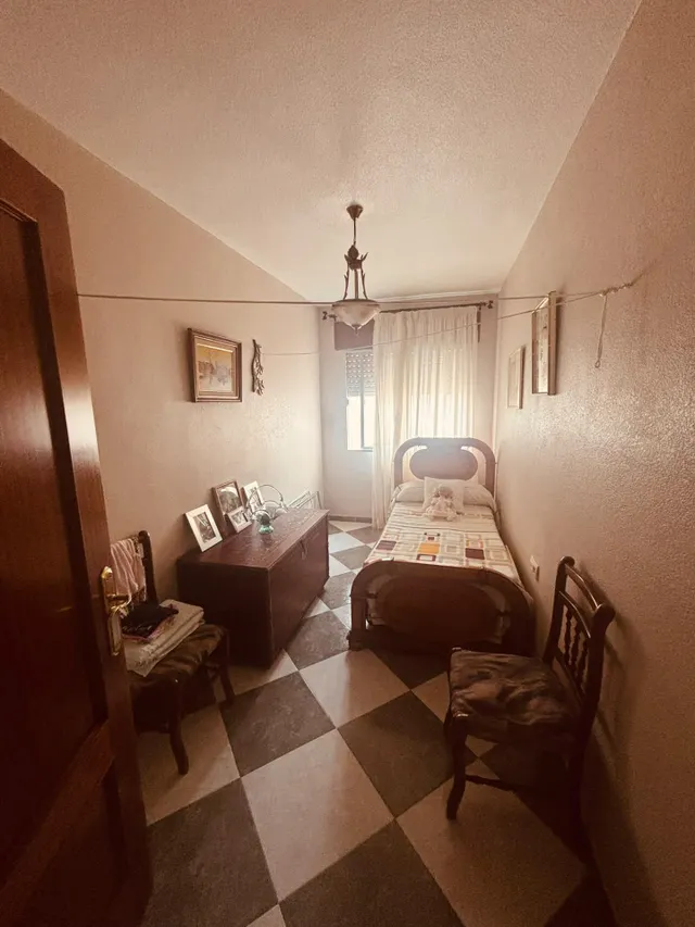 Amplio y Acogedor Piso en el Corazón de Aguilar de la Frontera por solo €73,000 — 12