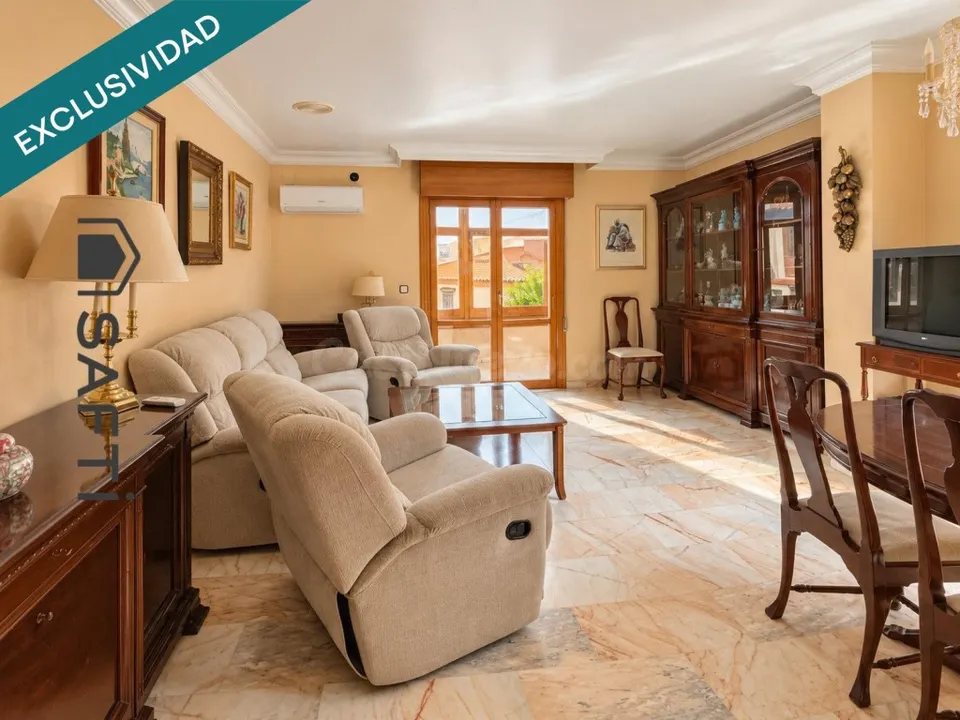 Gran vivienda en Armilla junto al metro