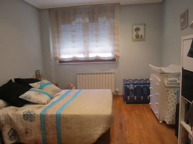 APARTAMENTO, 80 M2, SALÓN, COCINA, 2 HAB., 2 BAÑOS, TRASTERO, 2 P.GARAJE. MUCHAS MEJORAS. EXTERIOR. — 13