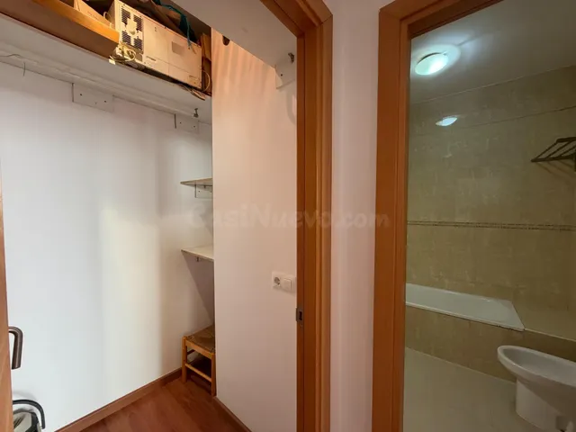 Vive en el corazón de Castelló d’Empúries: piso listo para entrar a vivir — 18