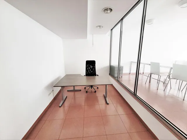 Local oficina en C/ Virrey Abascal 9, Oviedo — 7