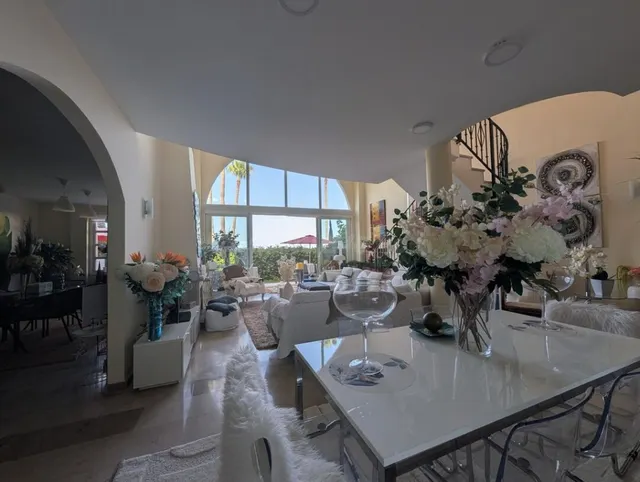 Adosada en Venta en Linea De La Concepcion, La Cádiz — 38