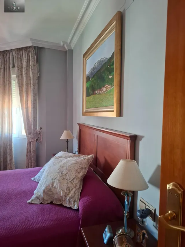 Fantástico chalet en villa argaz, junto al cc serrallo plaza — 47