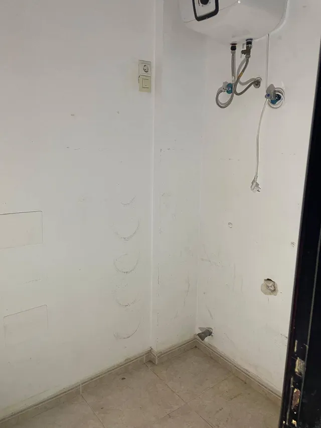 PISO EN VECINDARIO — 15