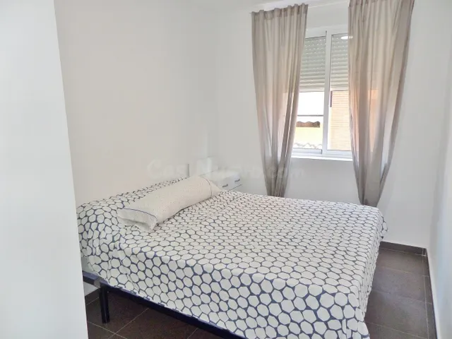 Ocasion inversores edificio en el centro de Alicante, 7 apartamentos reformados y amueblados — 3