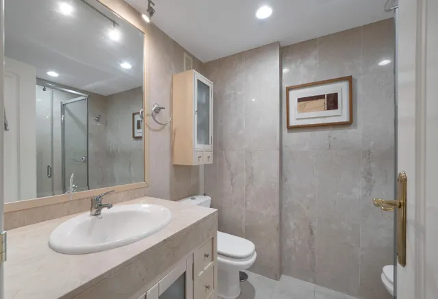 Apartamento en 4a Planta con vistas al mar y montaña en Señorío de Aloha — 20