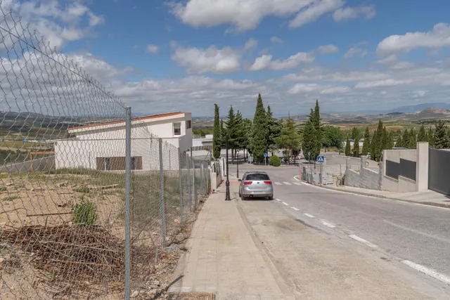 Oportunidad Única: Parcela en la Exclusiva Urbanización Cañadas del Parque - Dílar — 24