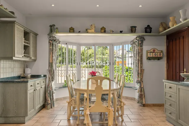 Chalet 4 habitaciones 571m² en venta - Marbella — 26