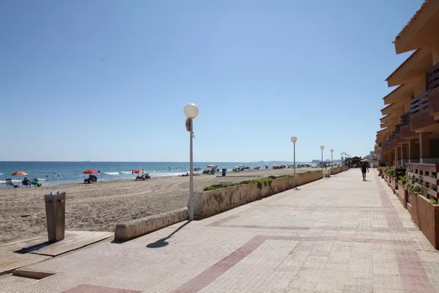 Piso de Alquiler en la Manga del mar Menor — 23