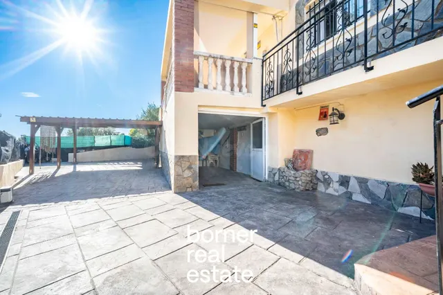 Casa con jardín en Sant Muç, Rubí — 4