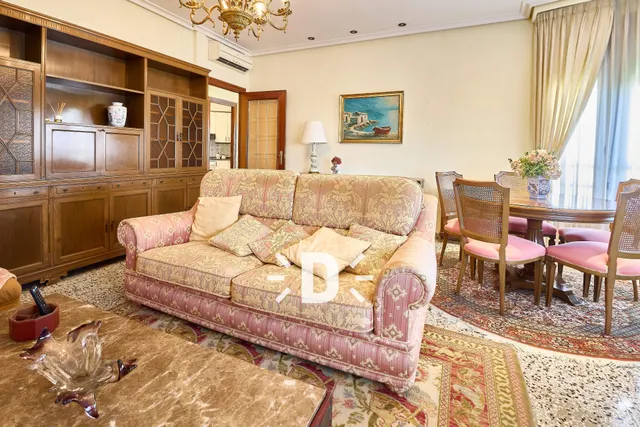 SE ALQUILA VIVIENDA EN VALENCIA — 23