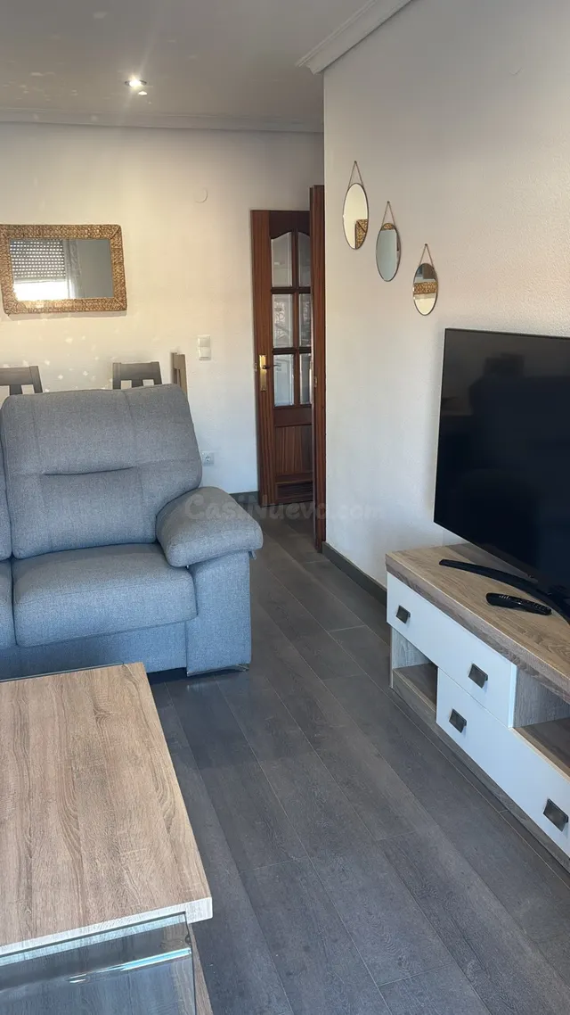 Piso Seminuevo en Zoco, Córdoba - Alquiler a €895 - foto 5