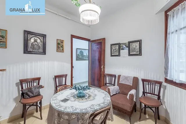 GRAN PISO EN CALLE RECOGIDAS — 18