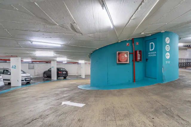 Parking 12m² en alquiler - Barcelona — 34