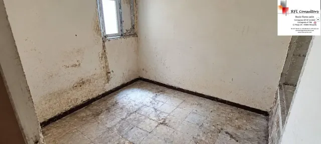 Gran casa para reformar en el centro de la población — 7