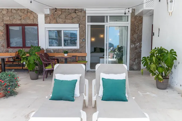 Estudio con bonitas vistas en Puerto Rico — 15