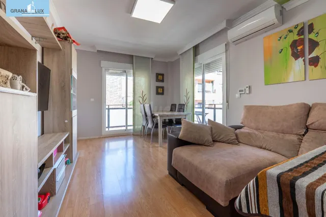Precioso piso en la mejor zona residencial de Atarfe - foto 2