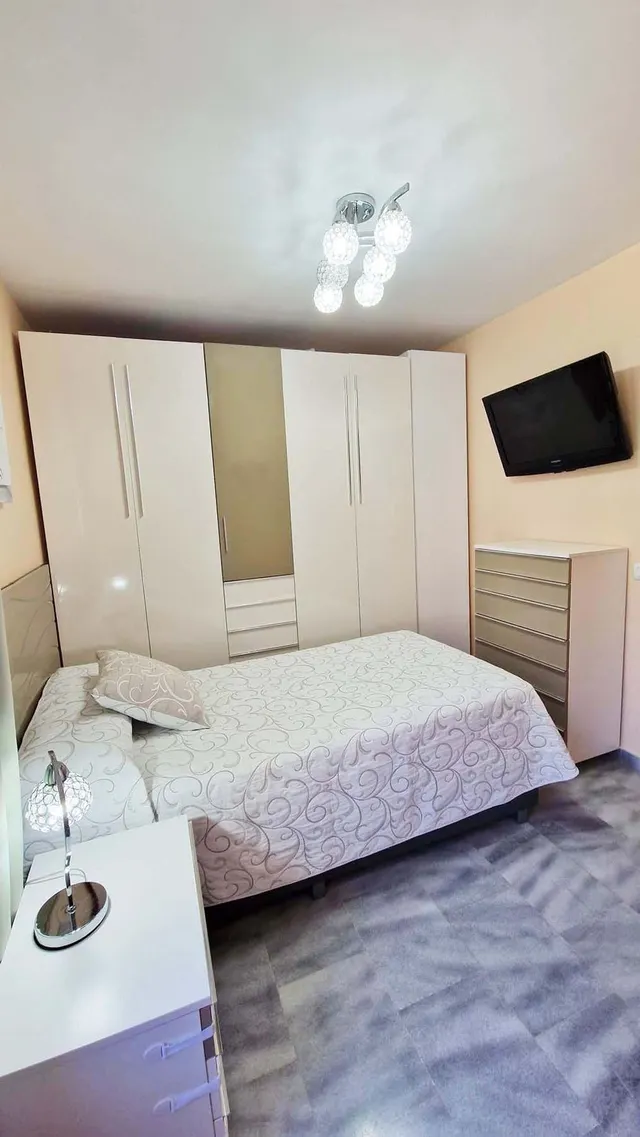Apartamento 2 habitaciones 77m² en venta - Centro — 23