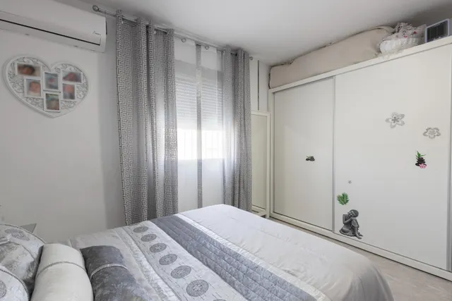 Chalet 3 habitaciones 113m² en venta - Zona aeropuerto — 27