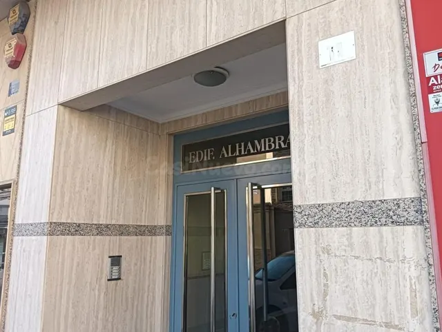 Piso en venta en El Ejido - foto 2