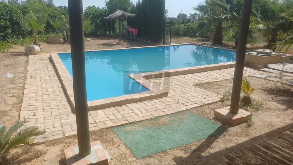 Se vende solar rústico en Campolivar. /H H Asesores, Inmobiliaria en Burjassot/