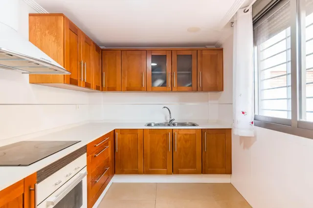 DÚPLEX 4 DORMITORIOS CON PLACAS SOLARES + VISTAS A LA MONTAÑA | ESQUINA — 14