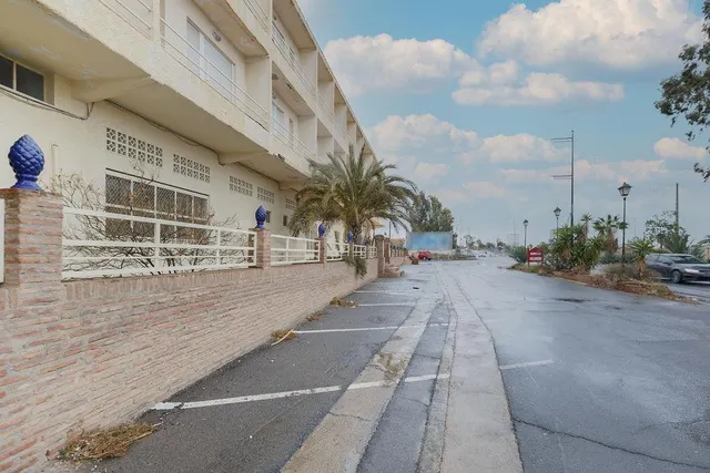 Edificio en venta en La Cañada - foto 4