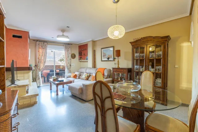 ÁTICO DE 140 M2 CON TERRAZA PRIVADA, GARAJE Y VISTAS DESPEJADAS EN SALOBREÑA — 25