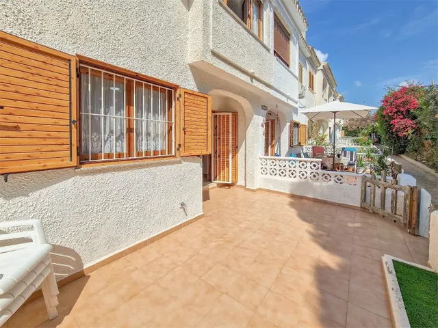 Adosado 4 habitaciones 81m² en venta - Punta Prima - foto 5