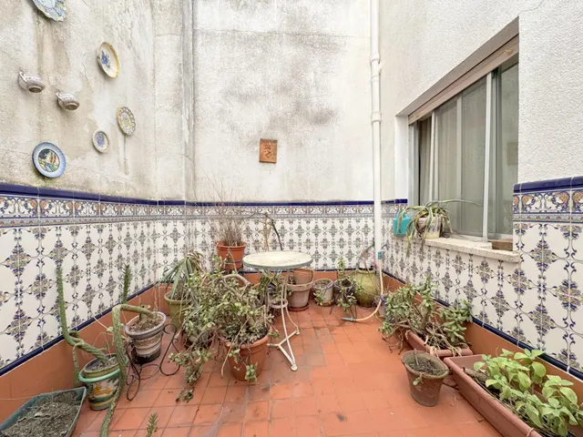 CASA EN LA EMBLEMATICA PLAZA DEL CASTILLO DE CANDELEDA — 29
