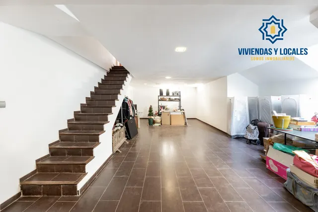 PRECIOSA CASA EN MONTELUZ — 25