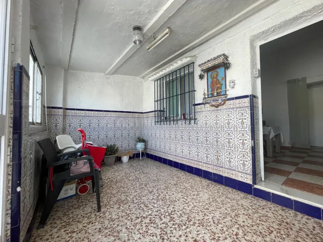 CHALET HIPOTECABLE EN CHICLANA - foto 4
