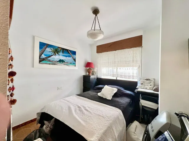 Espacioso apartamento a 350m de la playa — 18