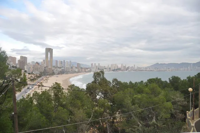 BONITO CHALET en PLAYA PONIENTE — 30