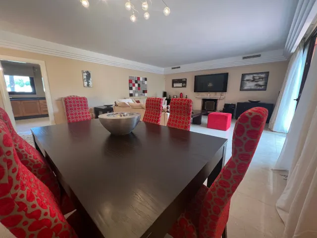 Lujoso apartamento Duplex en una exclusiva  urbanizacion en Puerto Banus Azambra hill club — 9